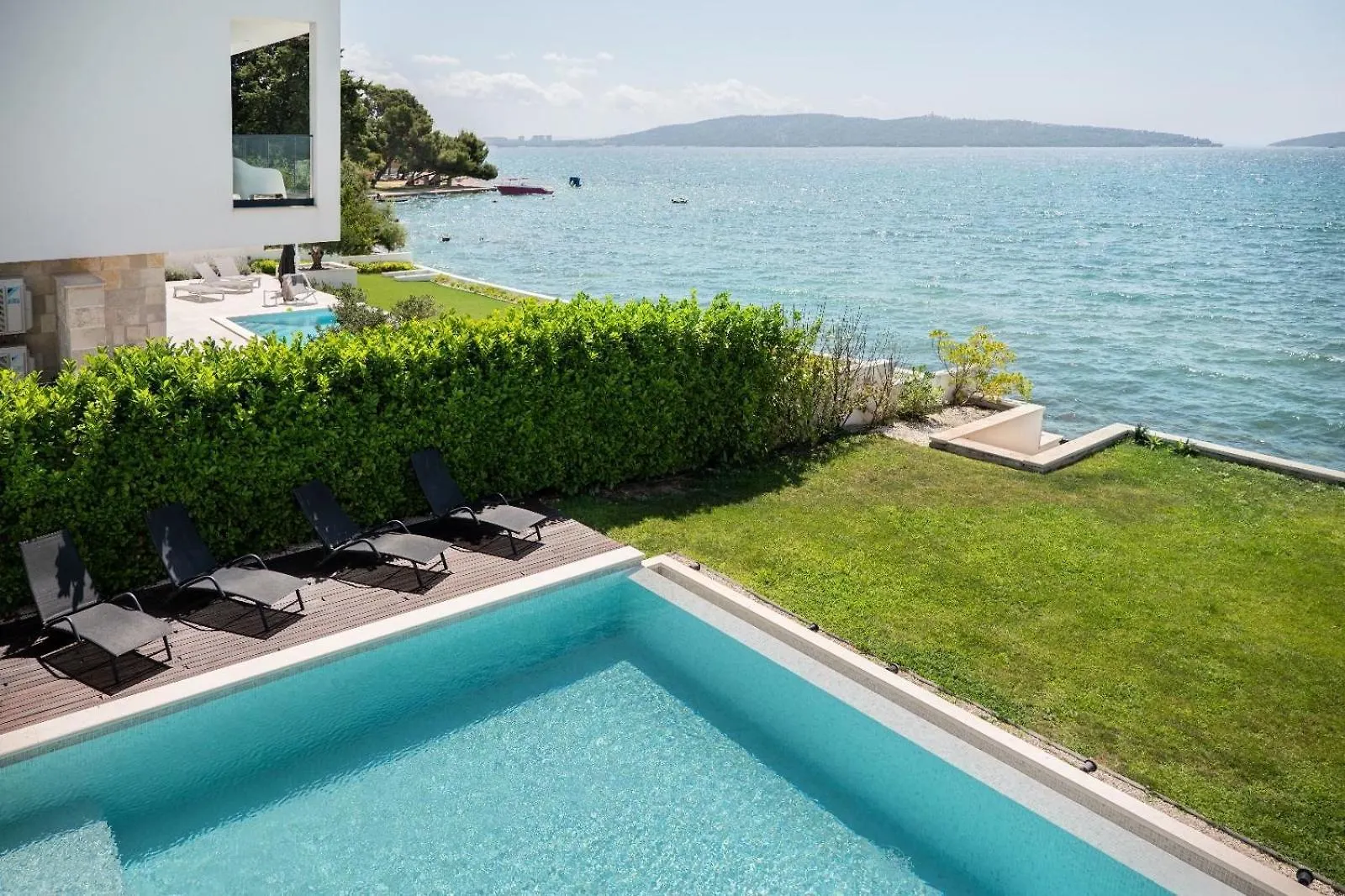 Villa Sea Star Luksuzna Vila Uz More S Infinity Bazenom Kastel Kambelovac Kastela 0*,